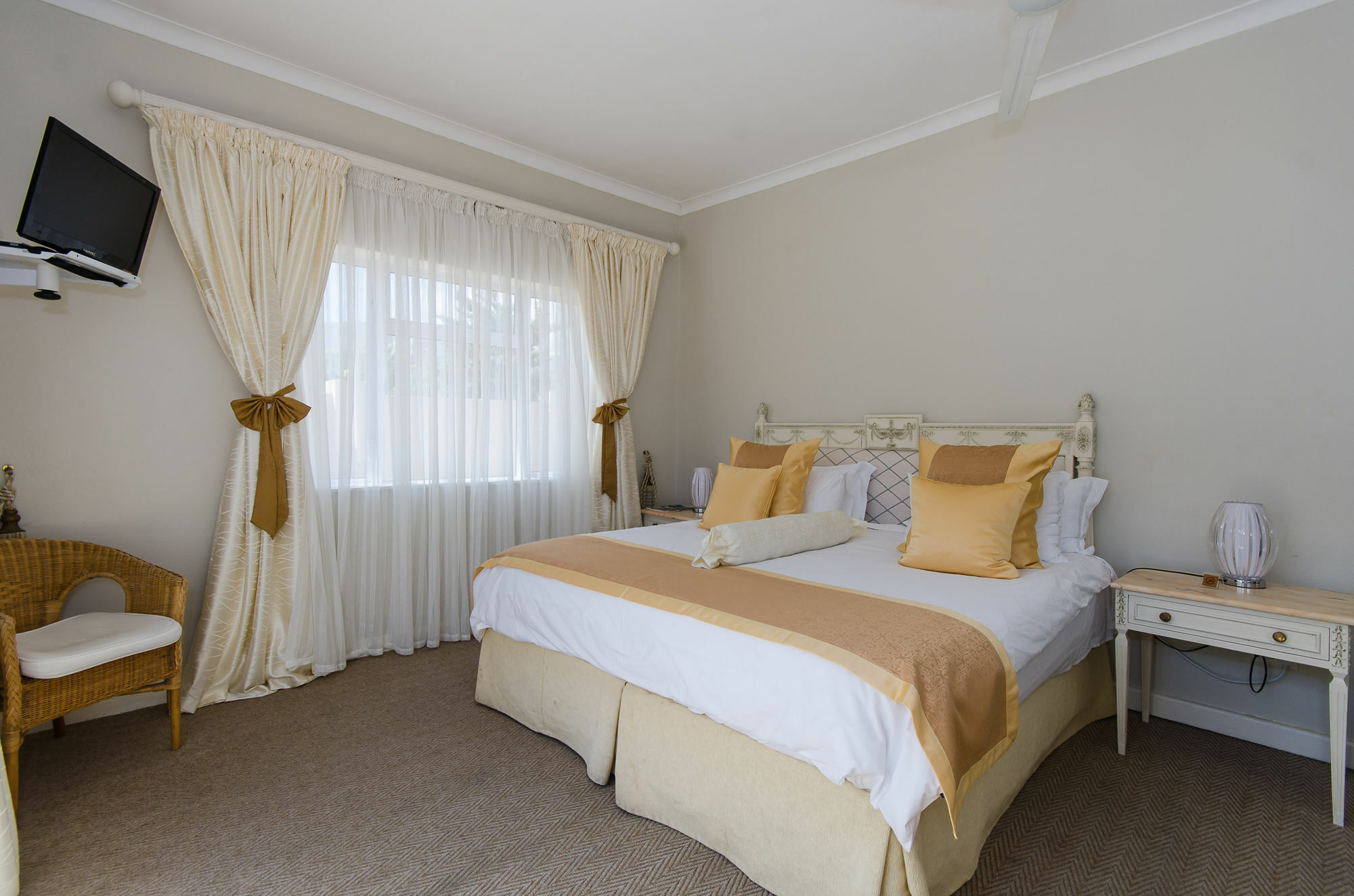 The House 3*
